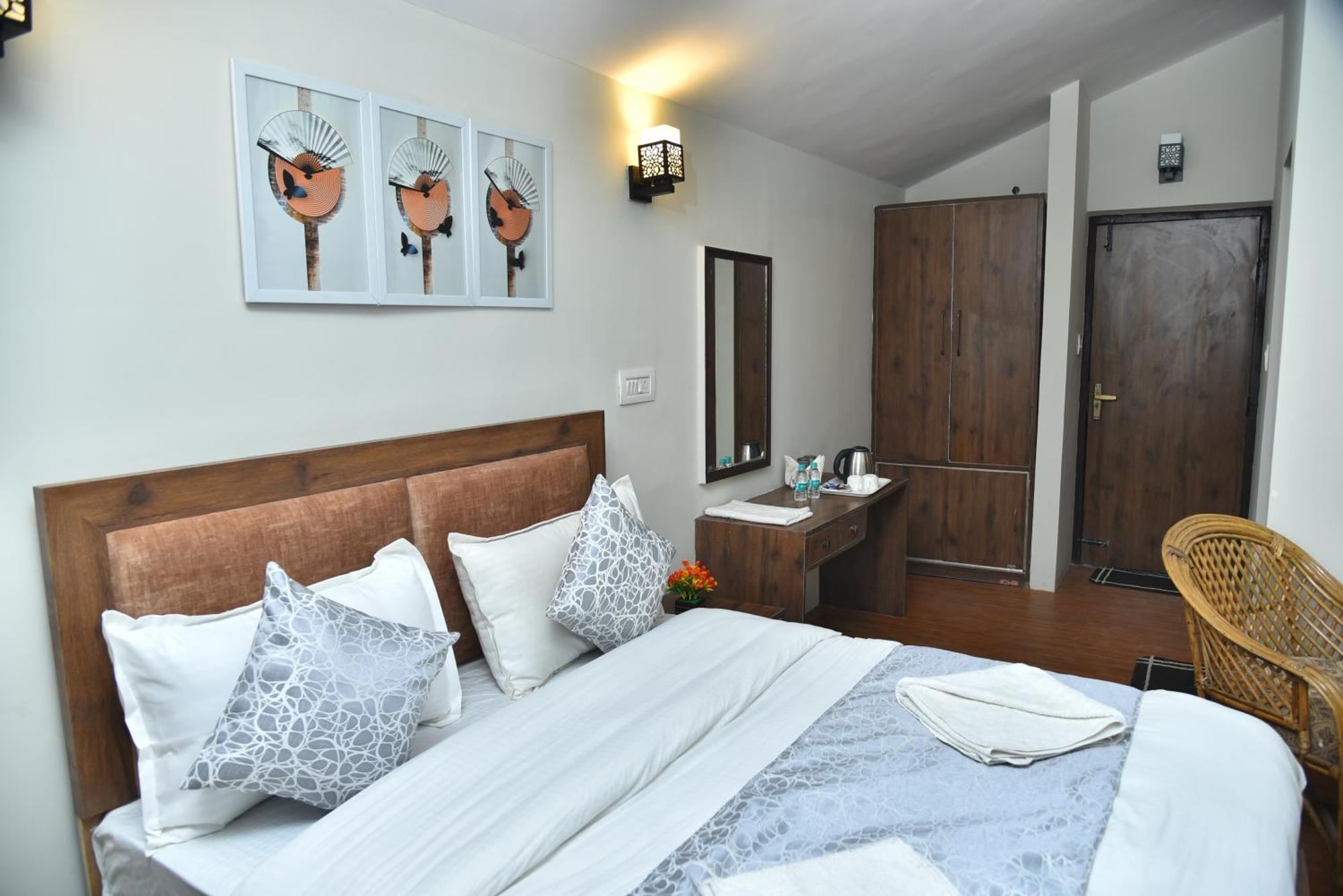Kumaon Roop Resort Near Kainchi Dham ناينيتال المظهر الخارجي الصورة