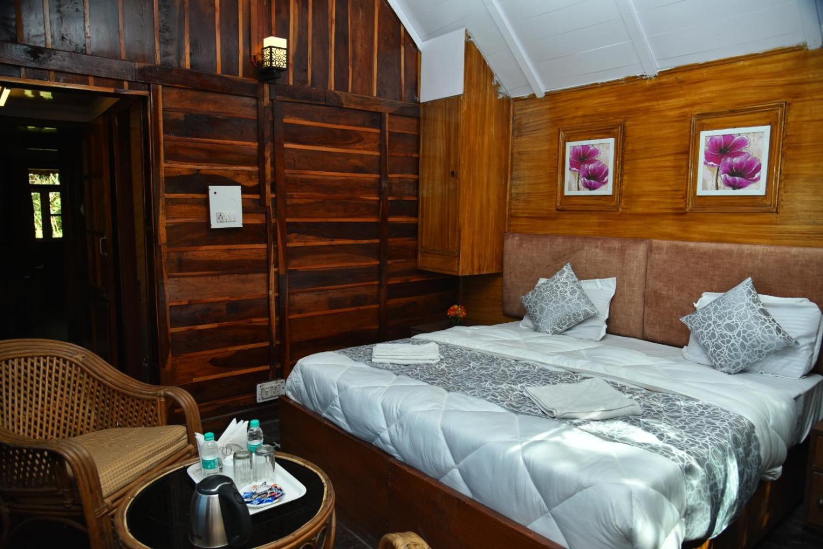 Kumaon Roop Resort Near Kainchi Dham ناينيتال المظهر الخارجي الصورة